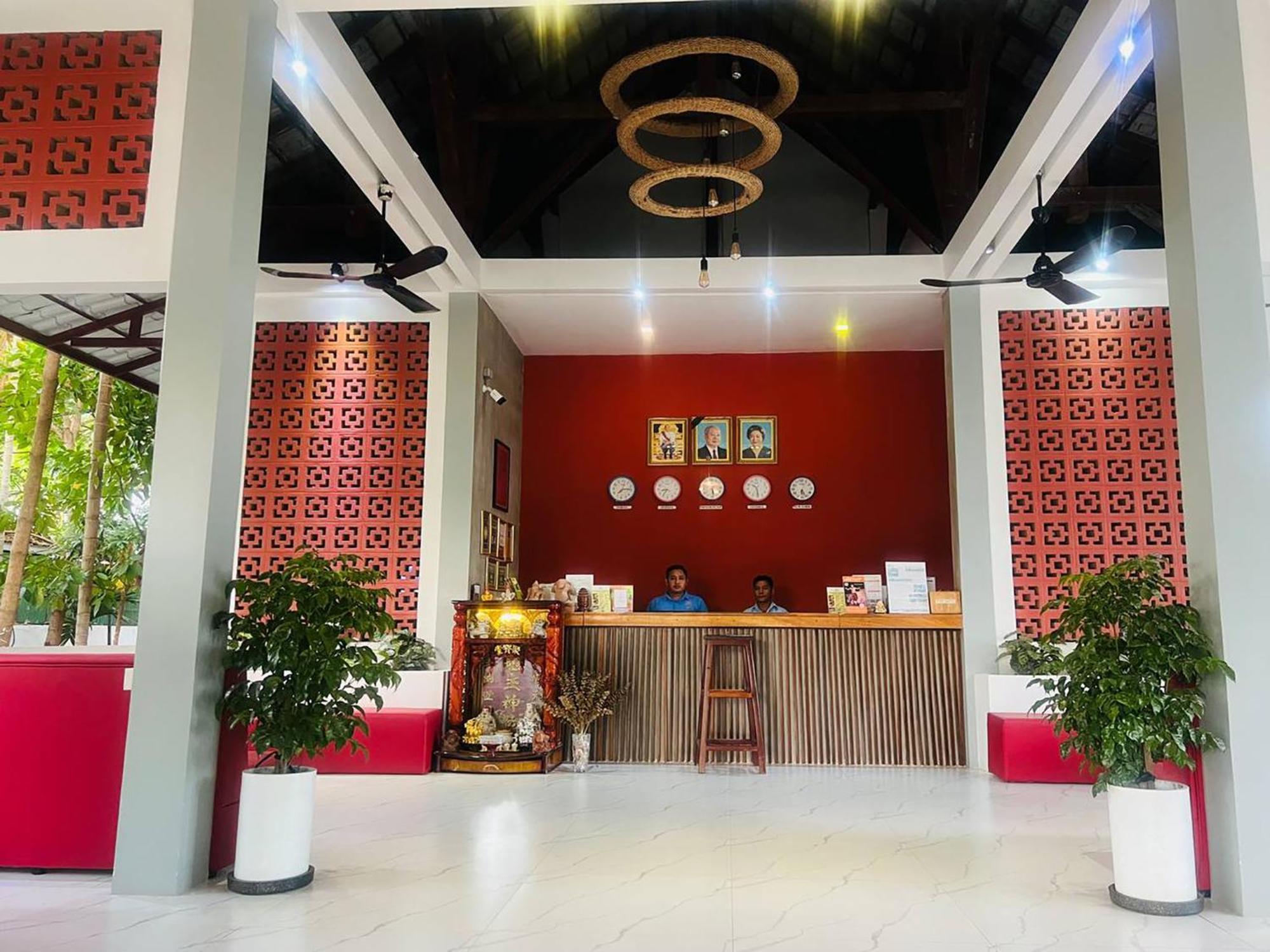Tanei Angkor And Hotel 4*